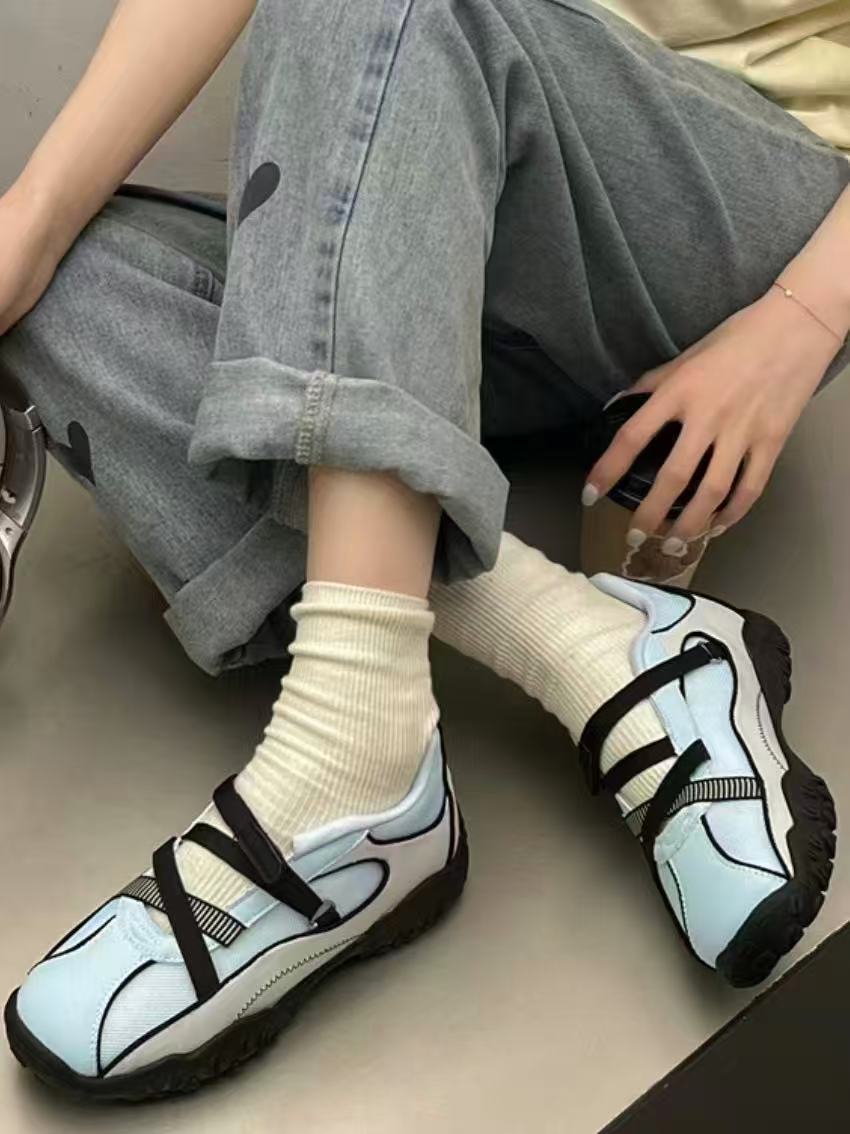 骆驼玛丽珍芭蕾风德训鞋女2026秋季新款复古百搭薄底休闲运动鞋 139元 - 线报酷