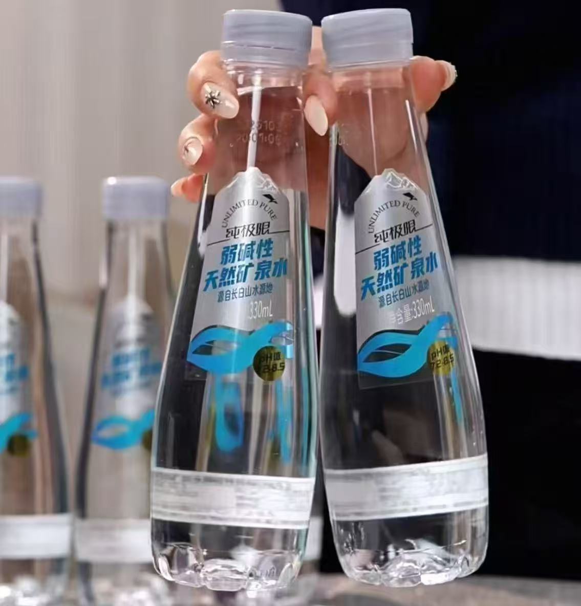 纯极限长白山矿泉水330ml 24瓶 22.8元 - 86线报