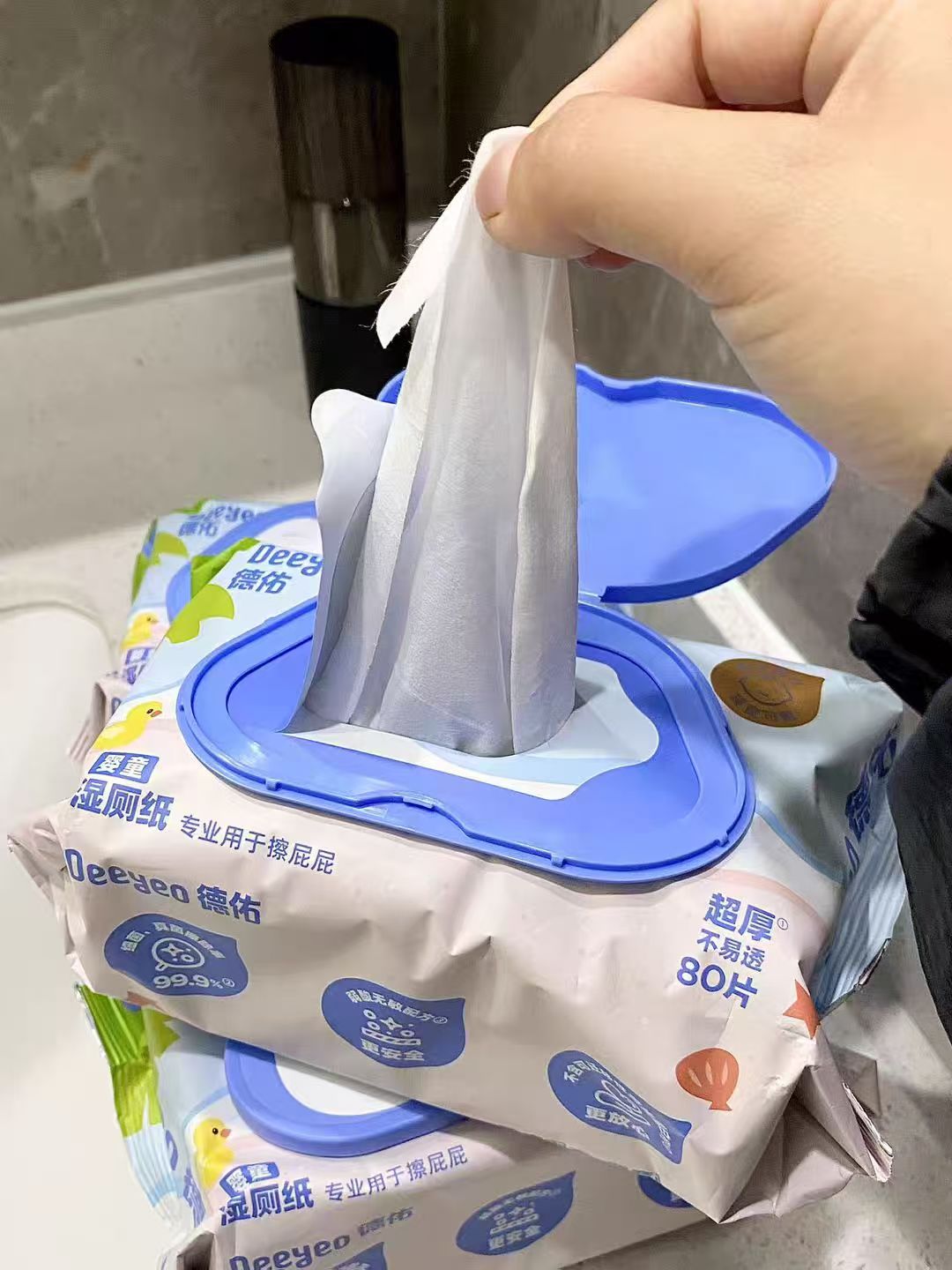 德佑婴童湿厕纸80抽*3+10抽*1 23.7元 - 86线报