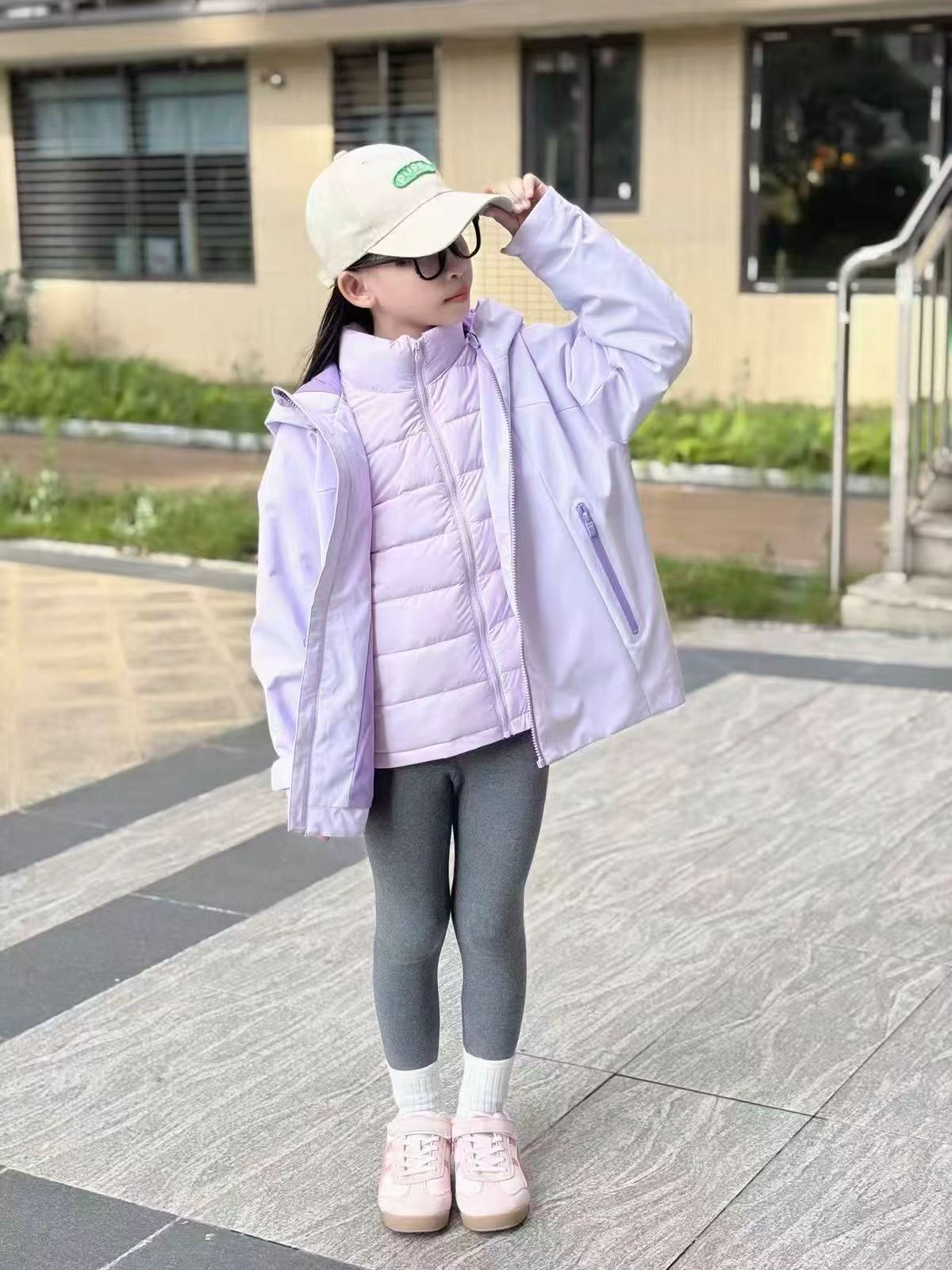 波司登三合一儿童羽绒服 523元 - 86线报