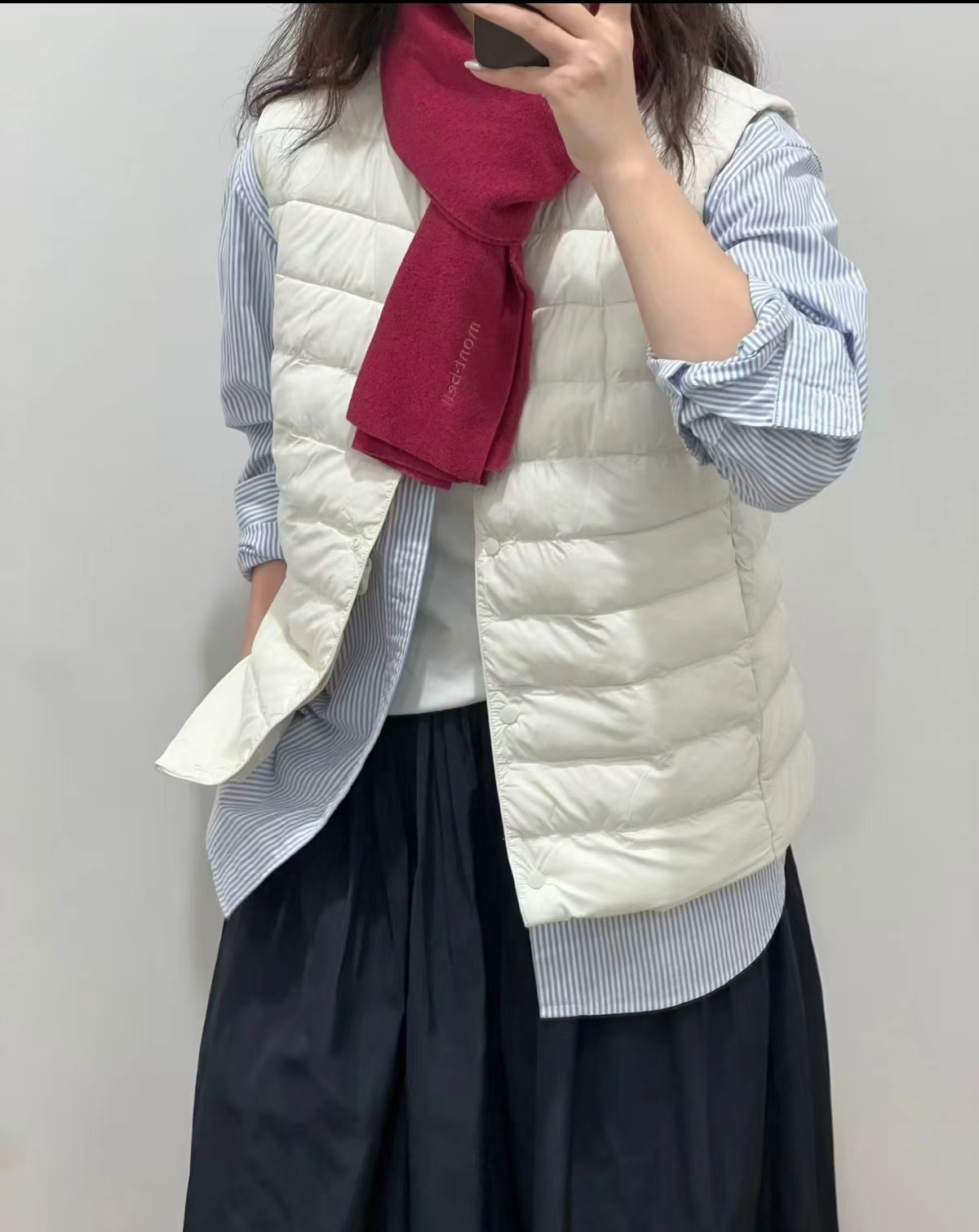 雪中飞女士多色款羽绒马甲 40.8元 - 86线报