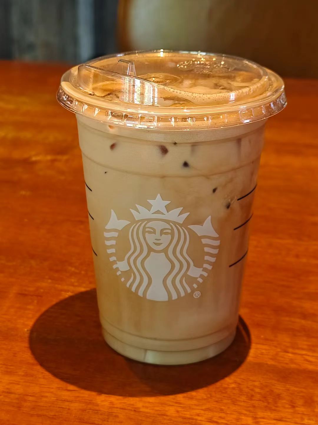 星巴克双大杯冰摇红莓黑加仑茶 42元，星巴克双大杯热燕麦拿铁 43.9元 - 86线报